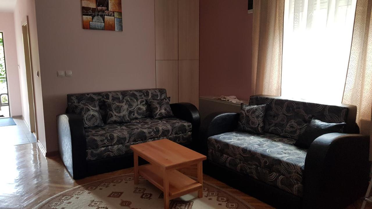 Apartmani V&F Vrnjačka Banja Exterior foto