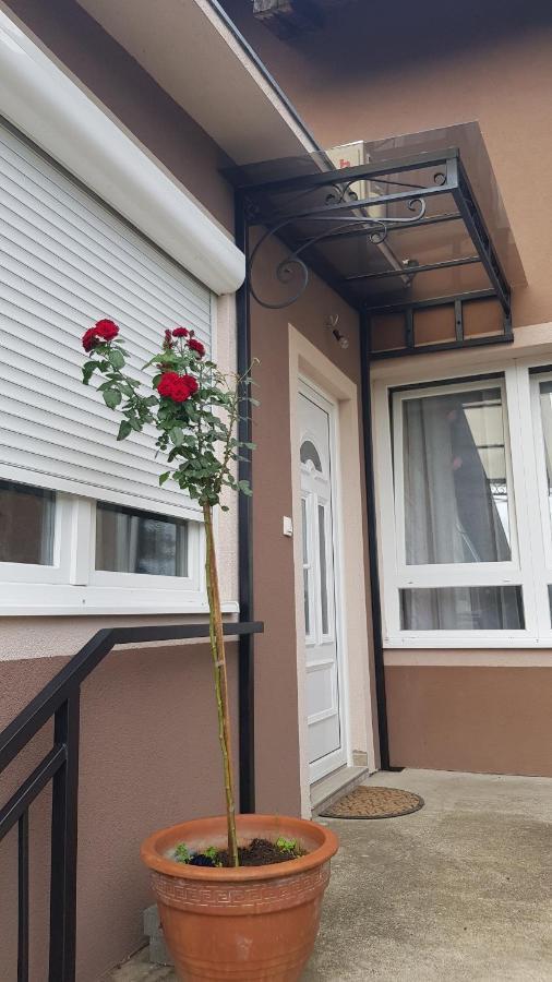 Apartmani V&F Vrnjačka Banja Exterior foto